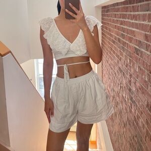 Vintage cotton embroidery crop top